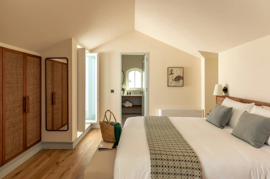 guest_rooms