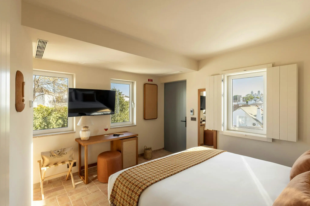guest_rooms