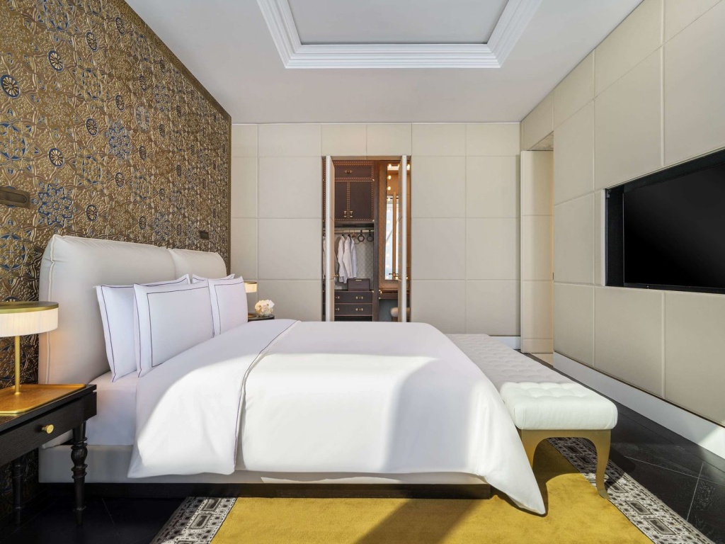 guest_rooms
