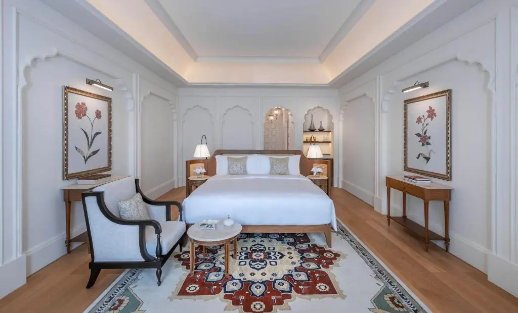 hotel_rooms