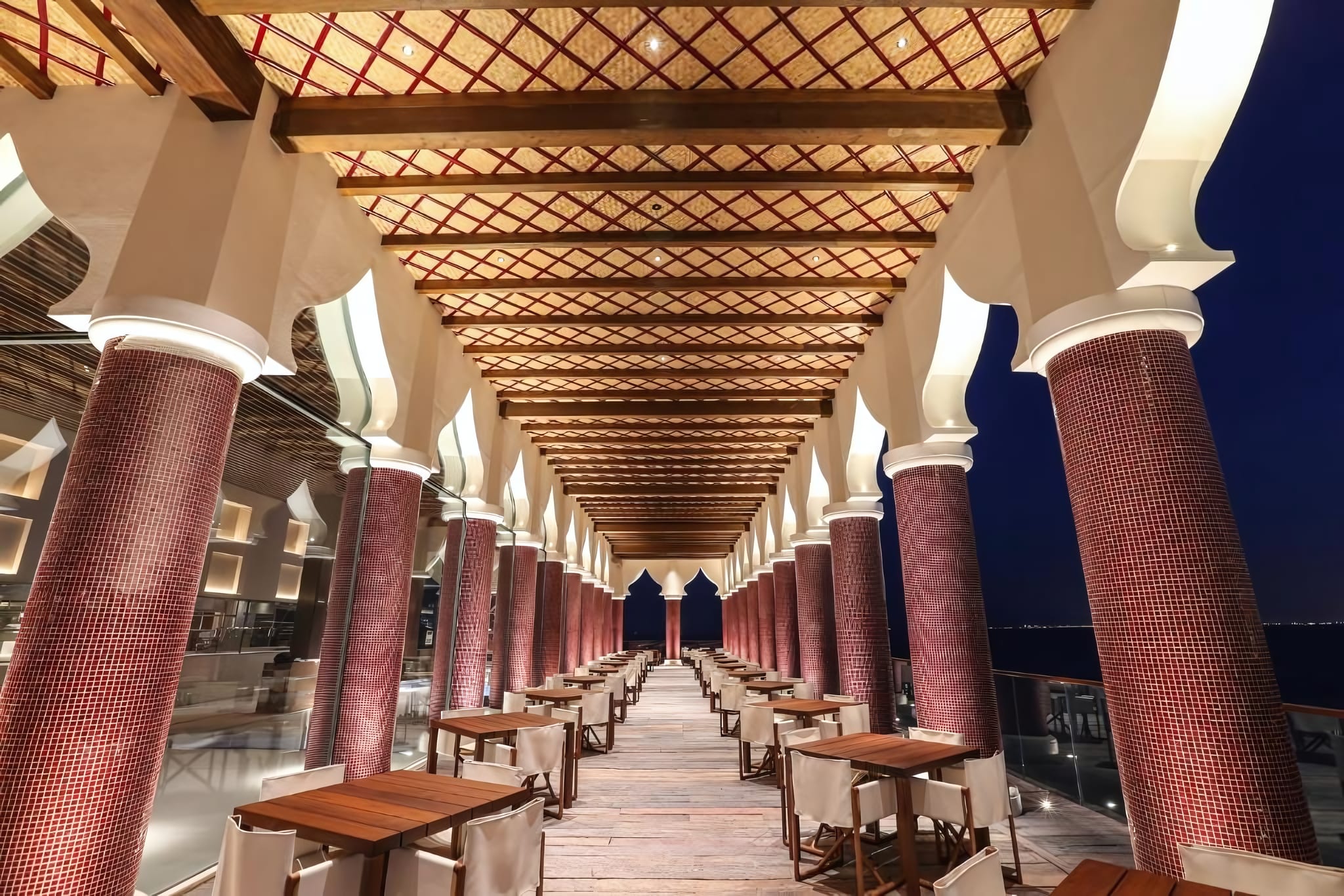 Dining Without the Usual Rulebook