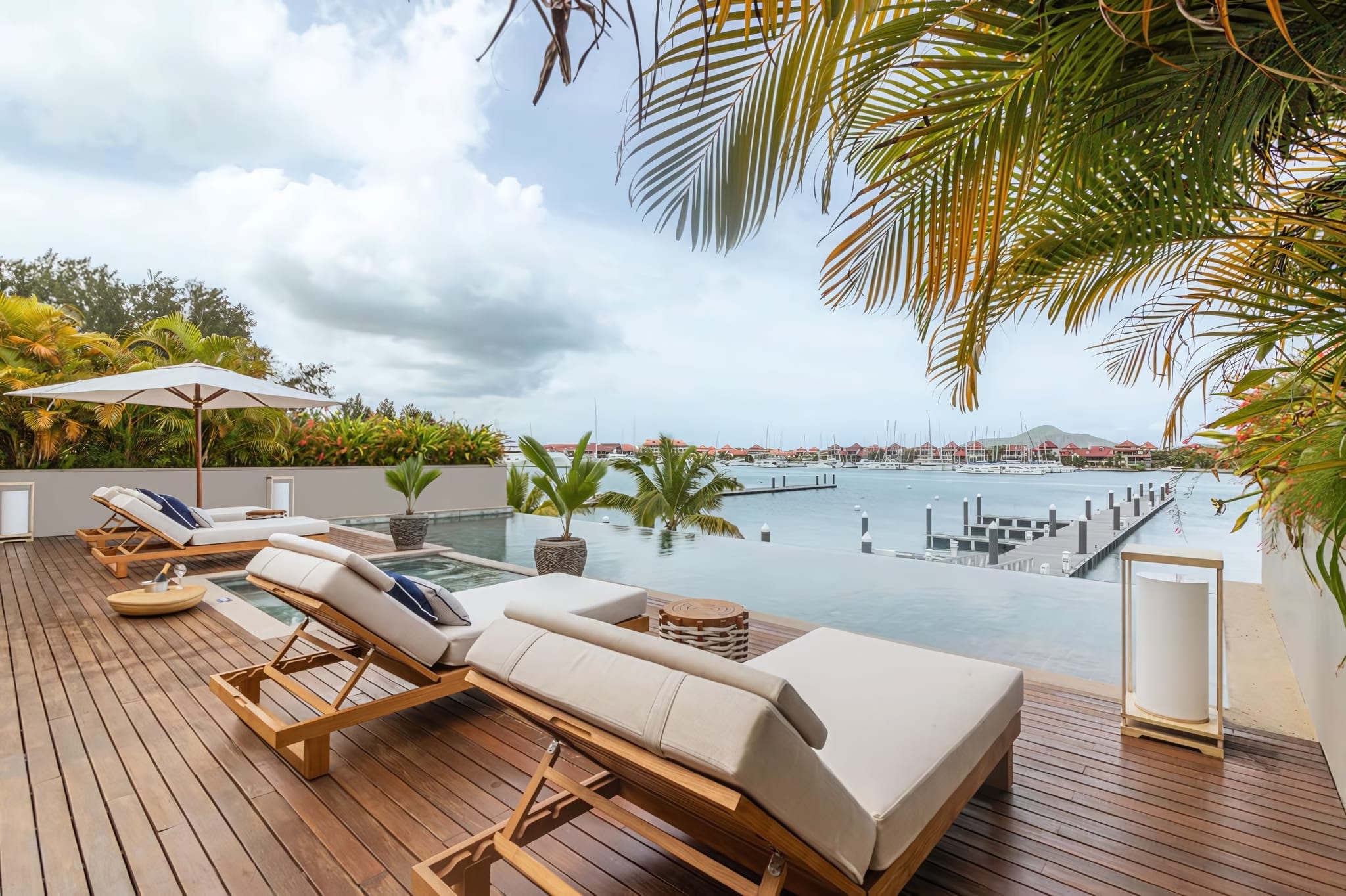 Presidential Villa's Private Infinity Pool