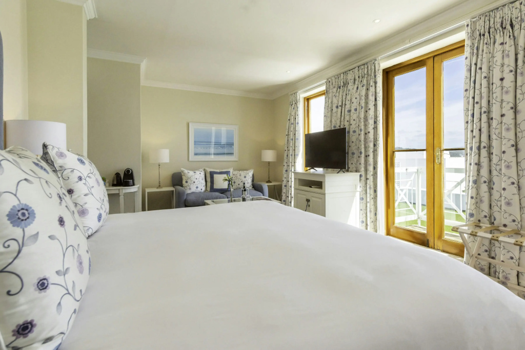 guest_rooms