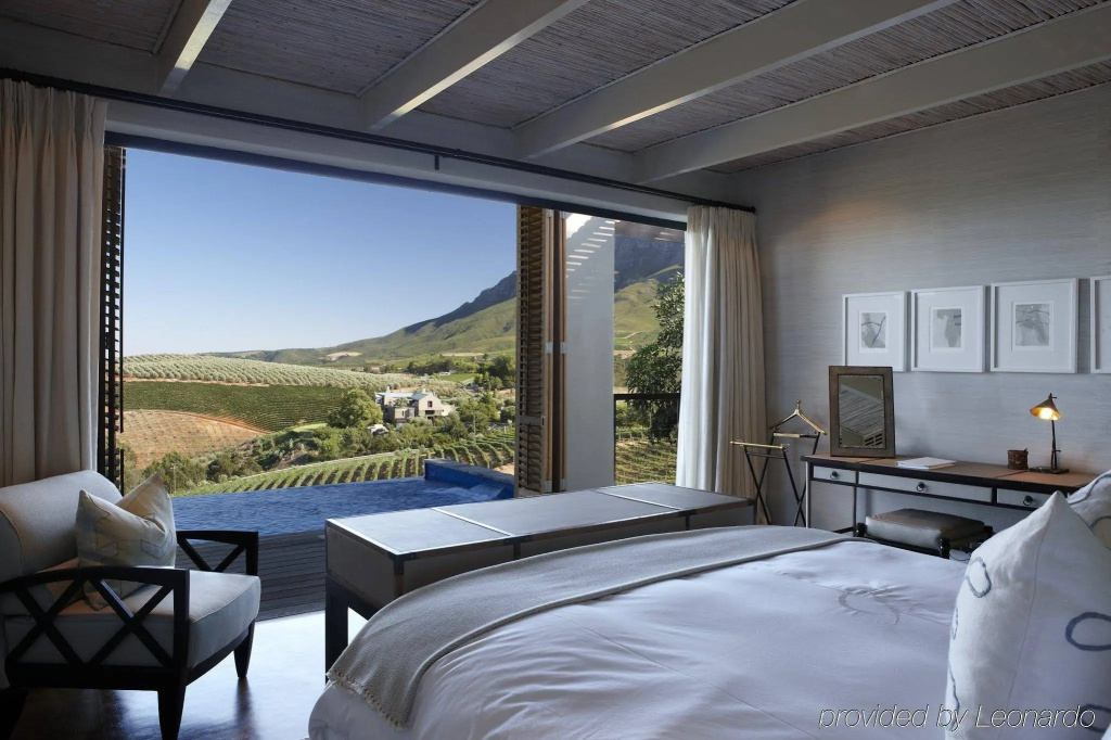 guest_rooms