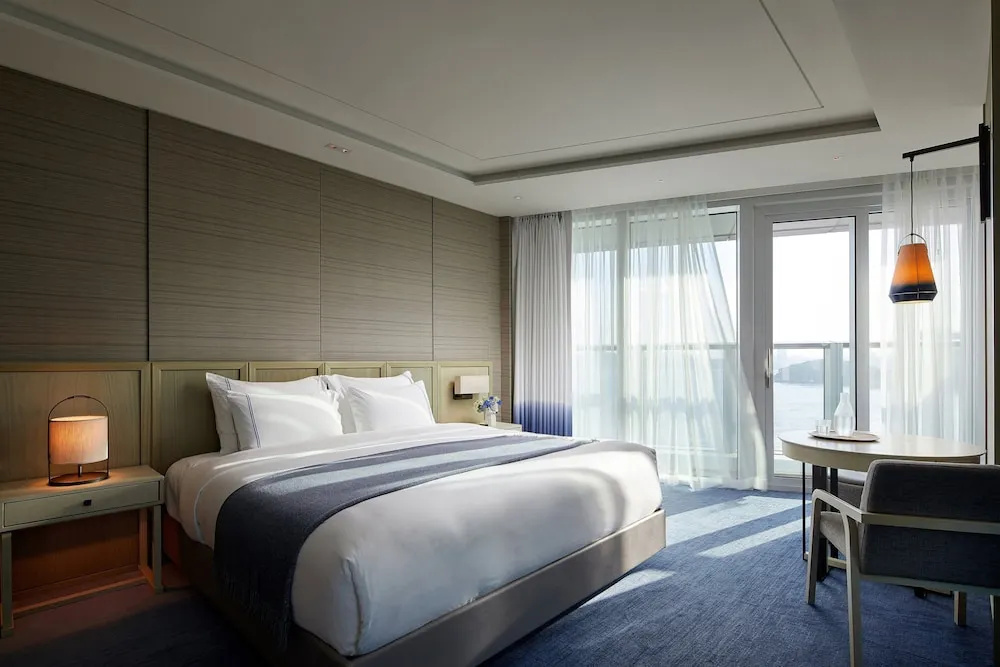 guest_rooms