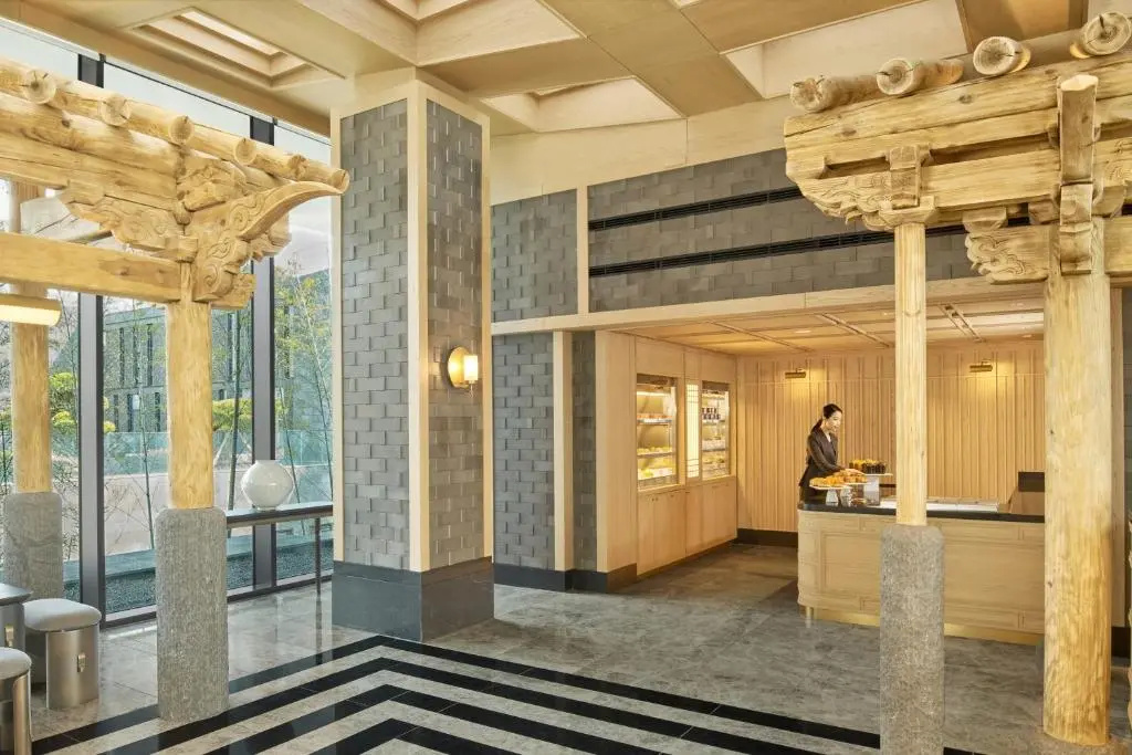 lobby