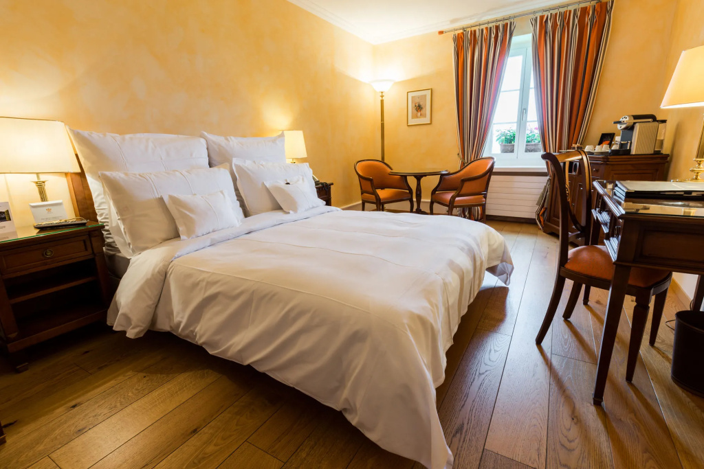 guest_rooms