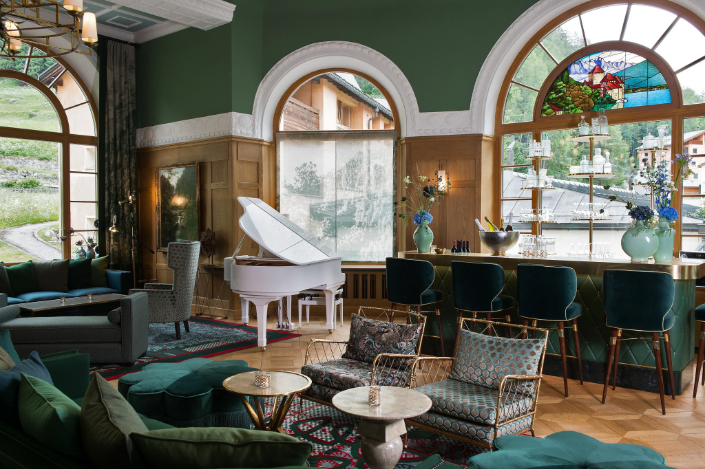 lobby