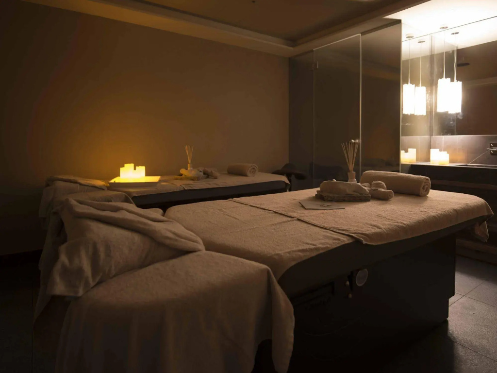 guest_rooms