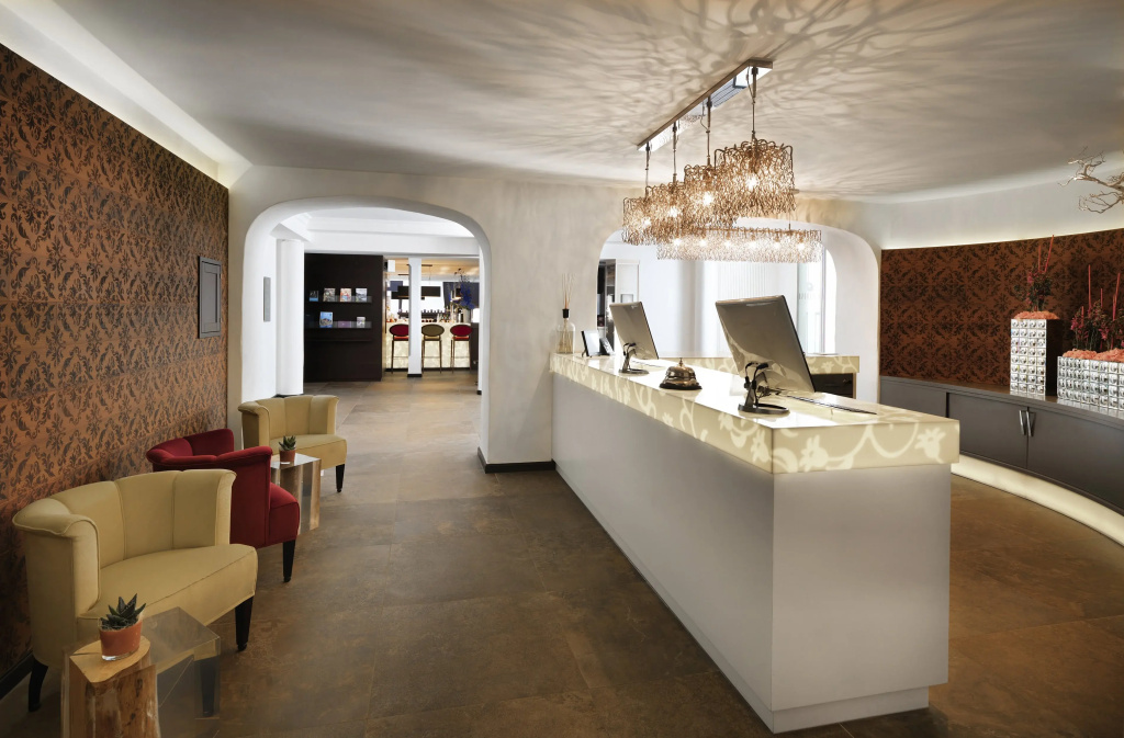 lobby
