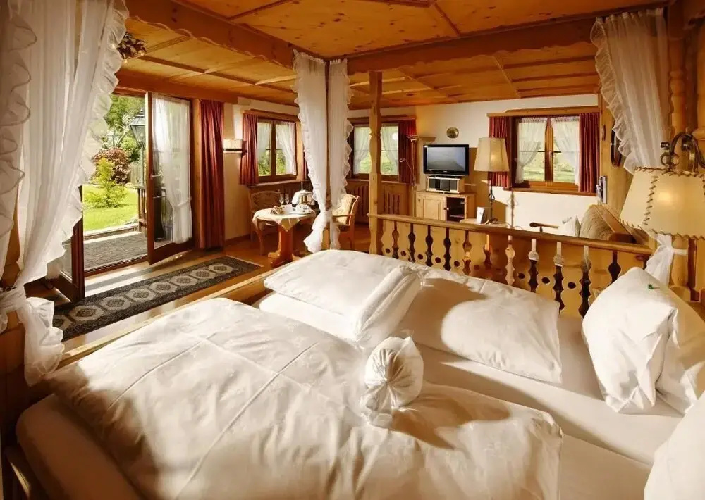 guest_rooms