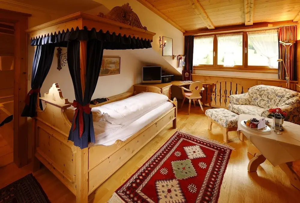 guest_rooms