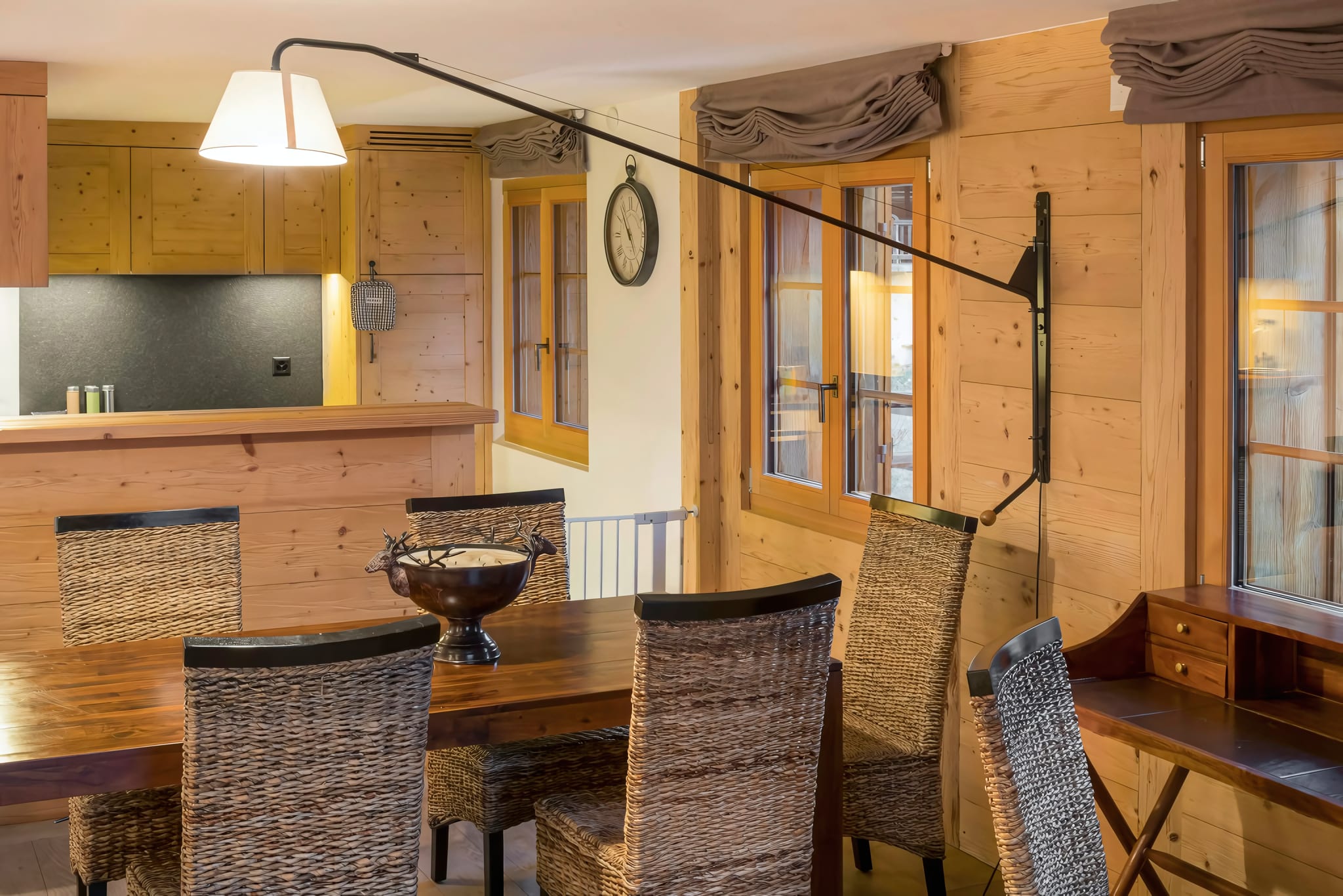 On-Site Dining at Cordée des Alpes