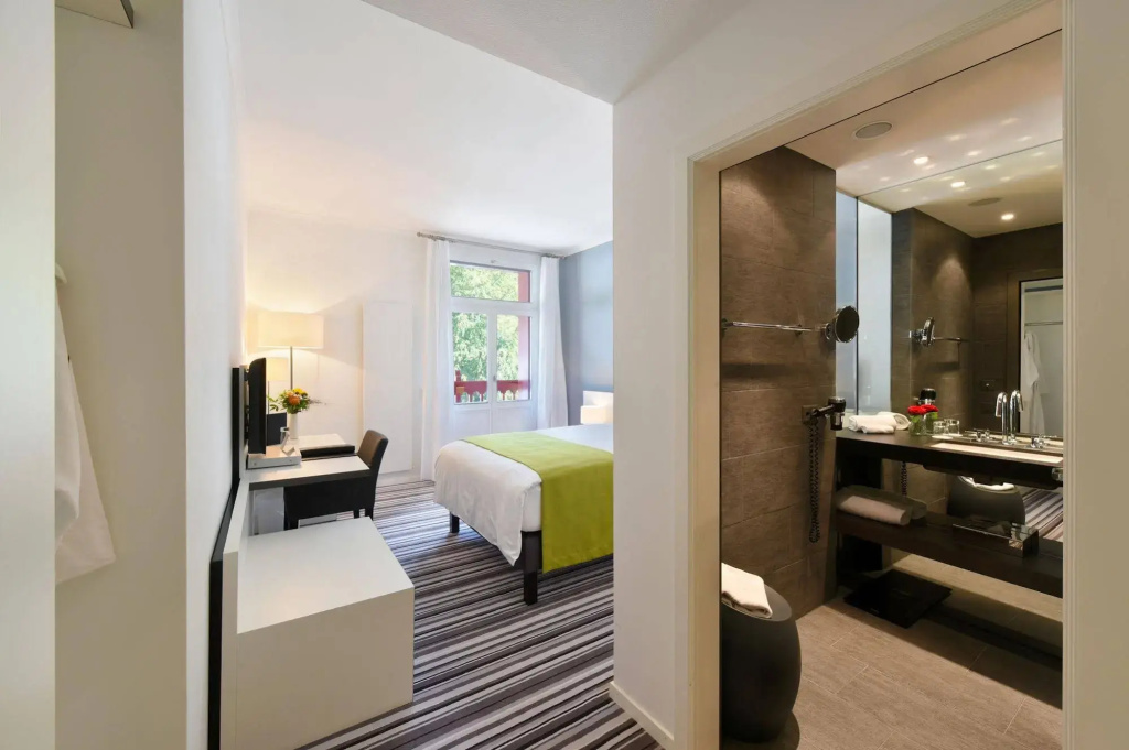 guest_rooms