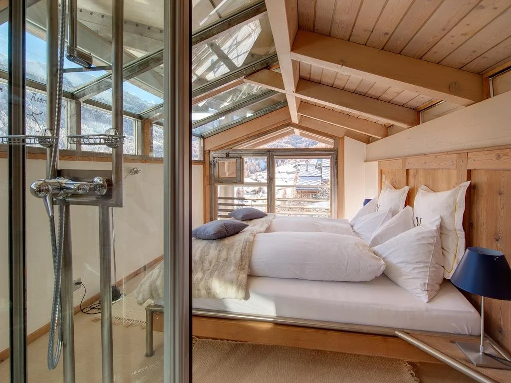 guest_rooms
