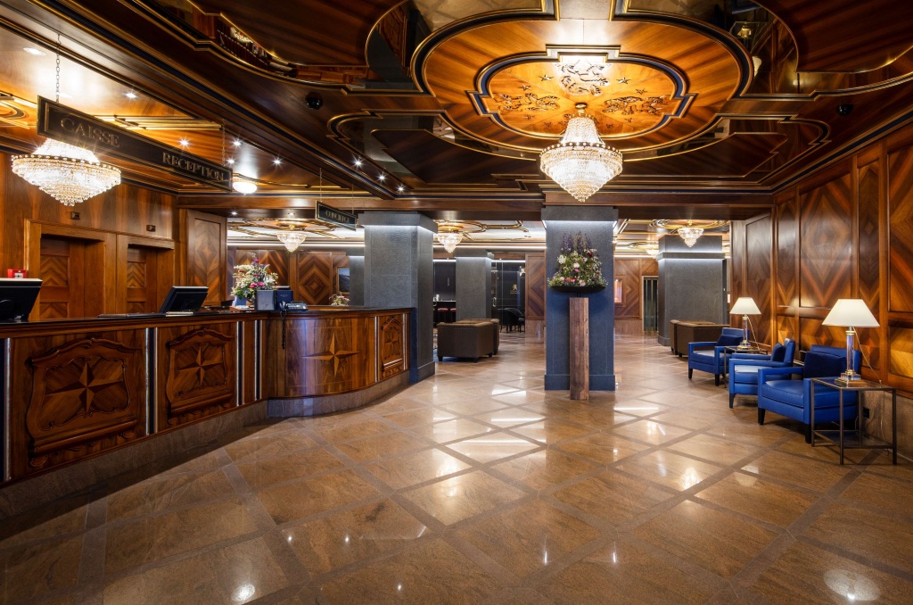 lobby