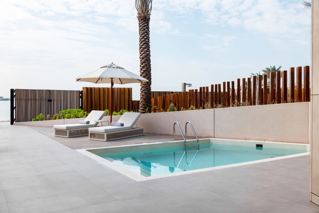 pool