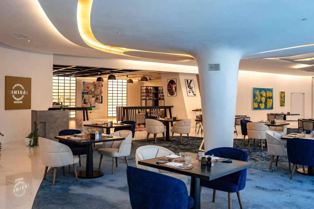 restaurant