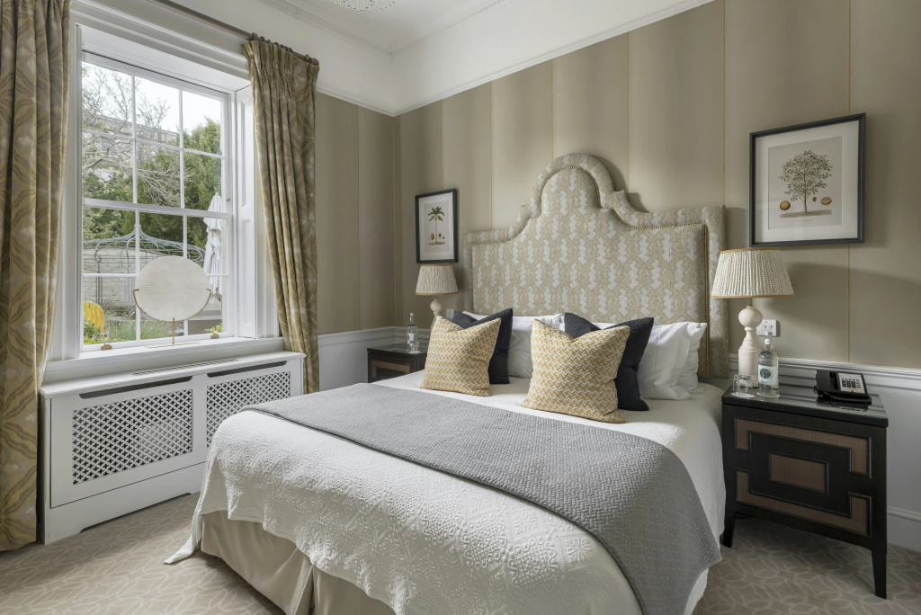 guest_rooms