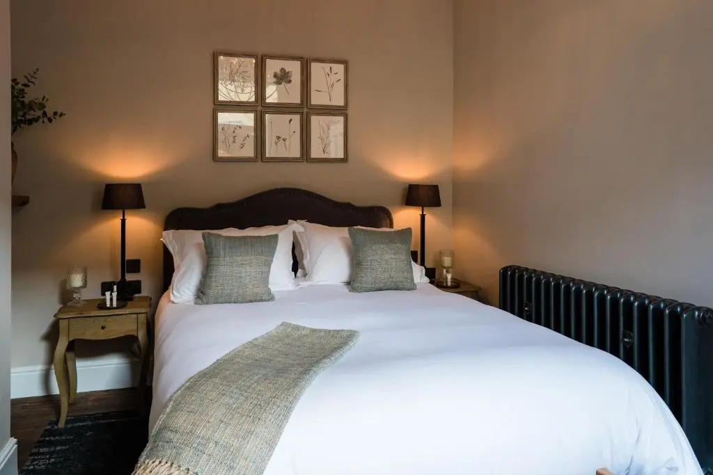 guest_rooms