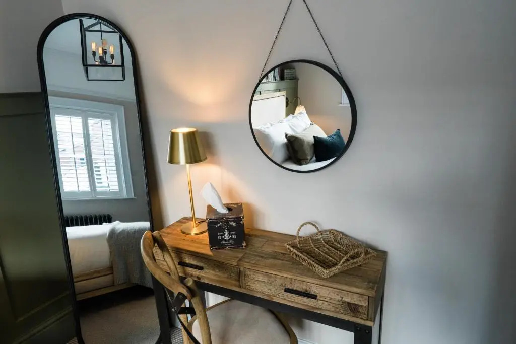 guest_rooms