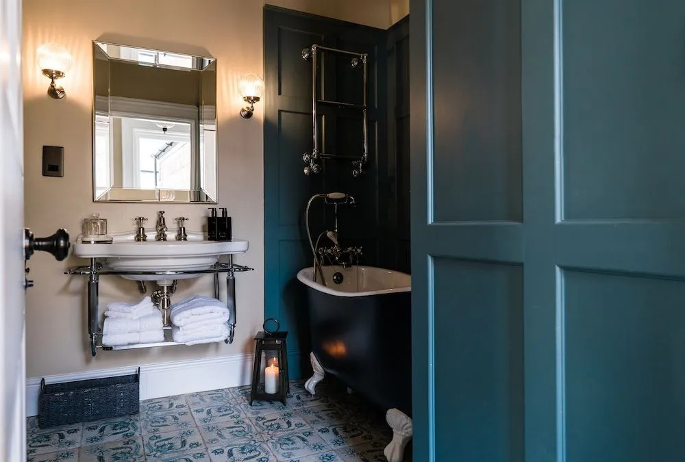 guest_rooms