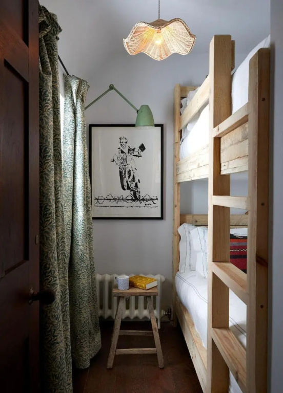 guest_rooms