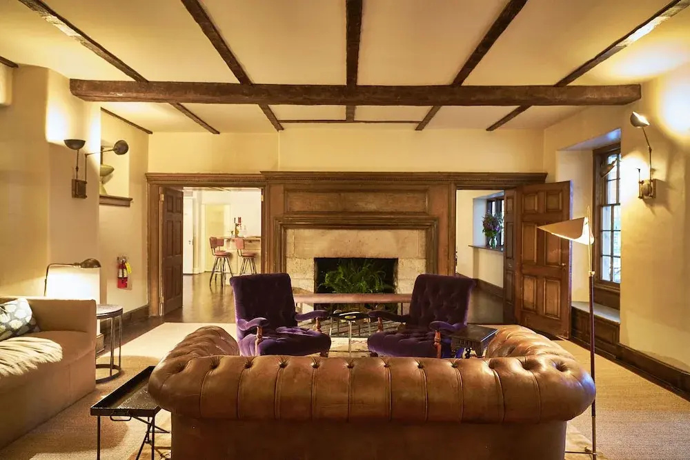 lobby