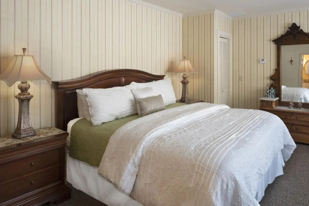 guest_rooms