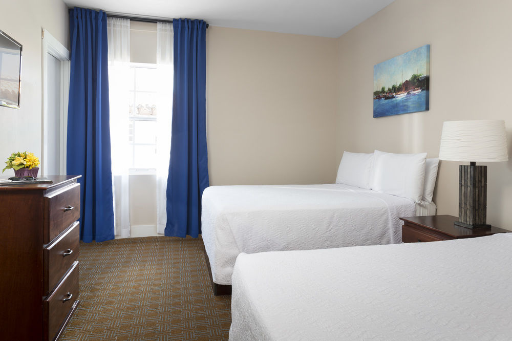 guest_rooms