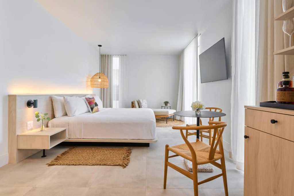 guest_rooms