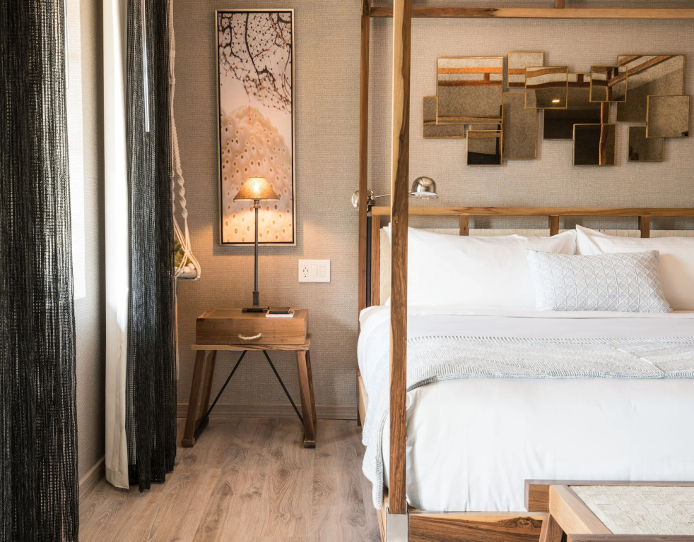 guest_rooms