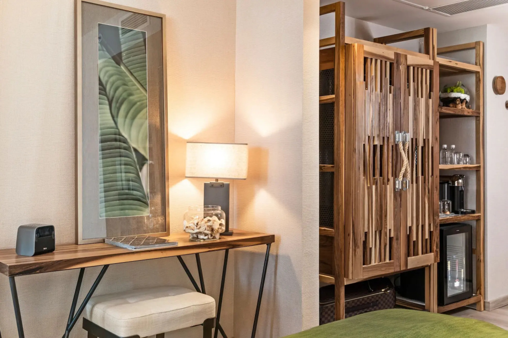 guest_rooms