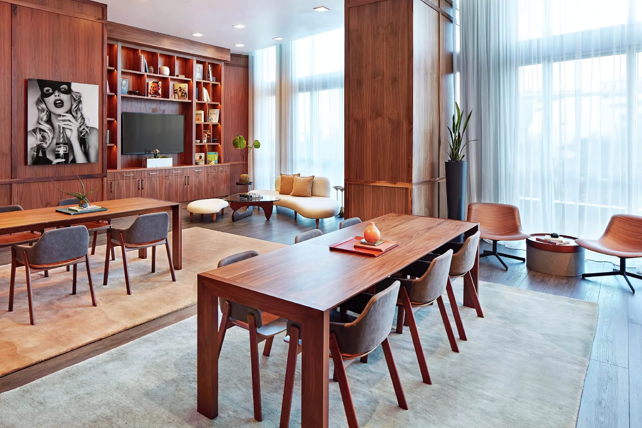 Grayson Kitchen, Miami Flavor With Breezy Style