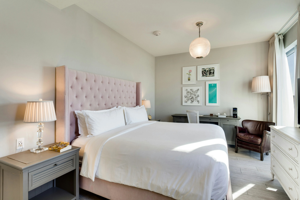 guest_rooms