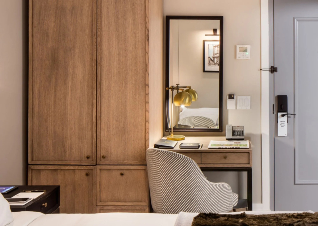 guest_rooms