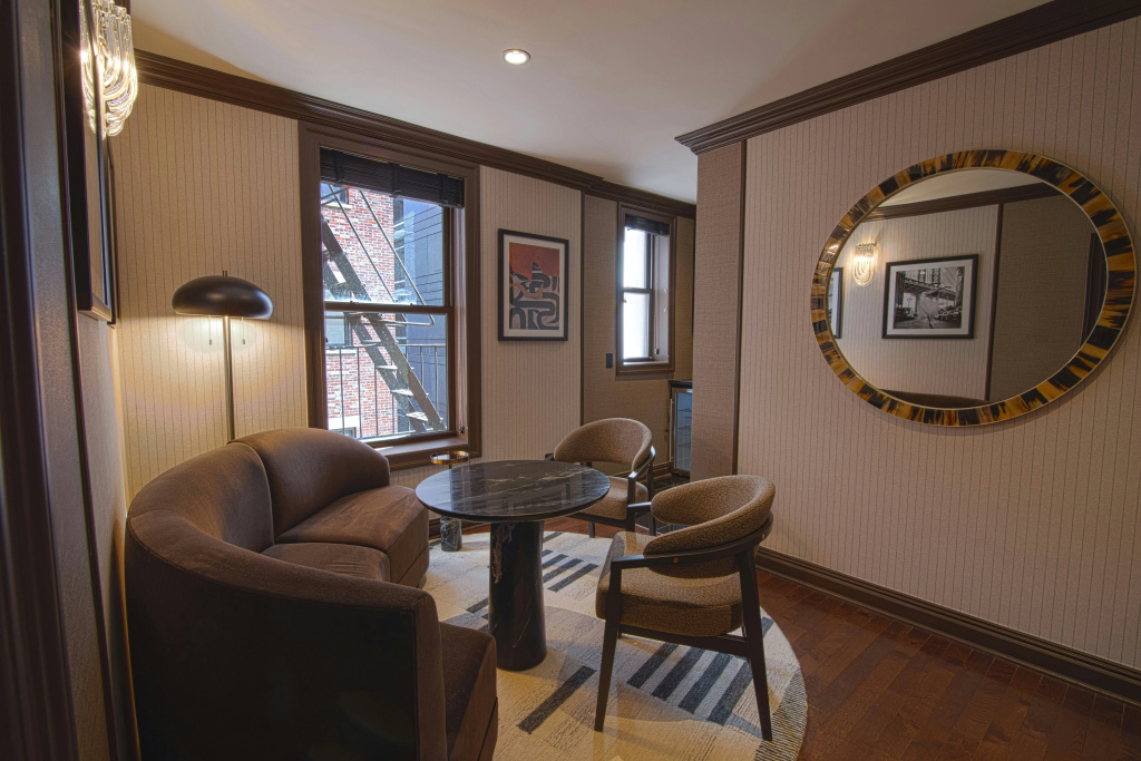 hotel_rooms