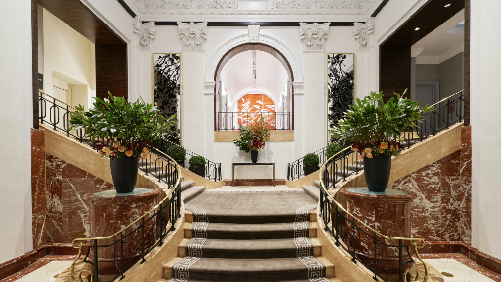 lobby