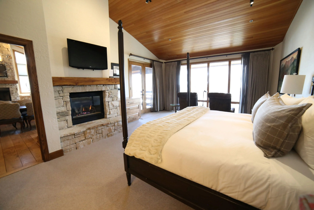 guest_rooms