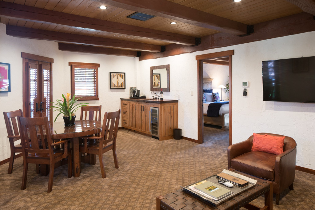 guest_rooms