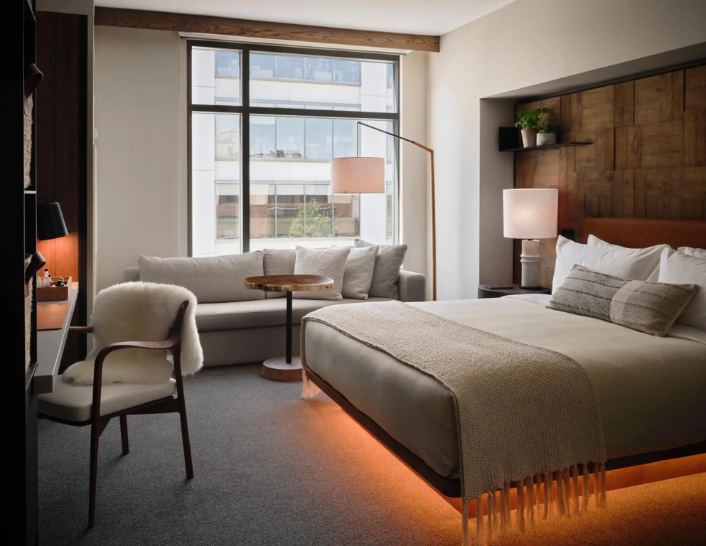 guest_rooms