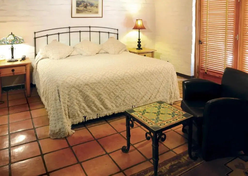 guest_rooms