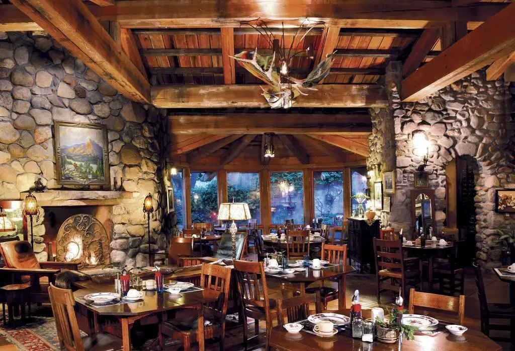 restaurant