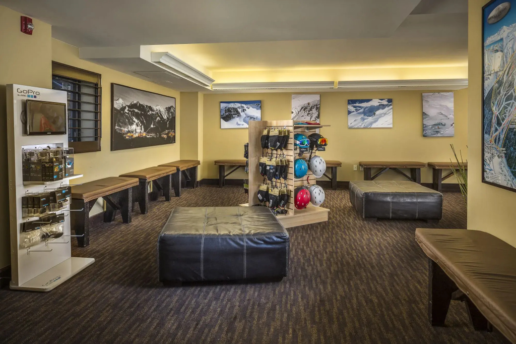 hotel_rooms