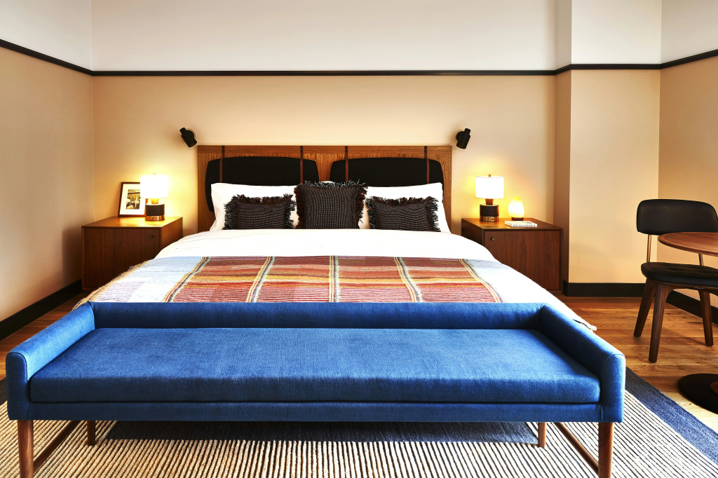 guest_rooms