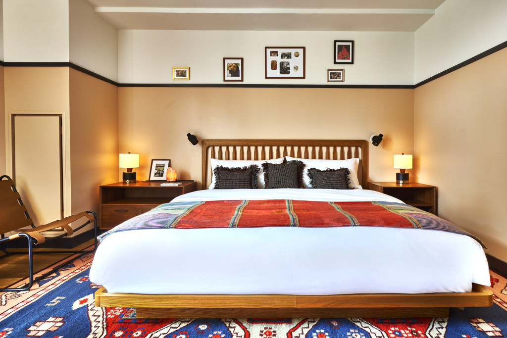 guest_rooms