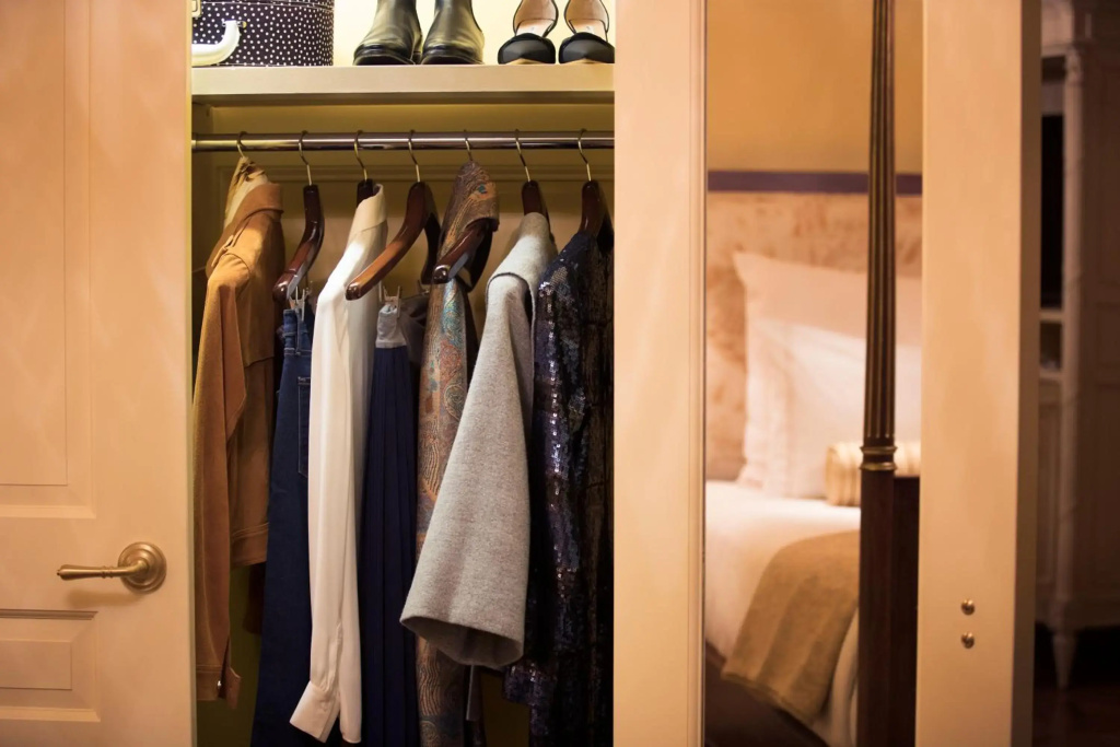 guest_rooms