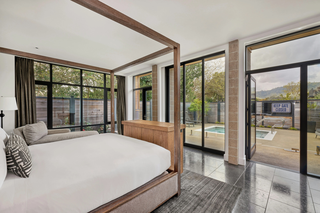 guest_rooms