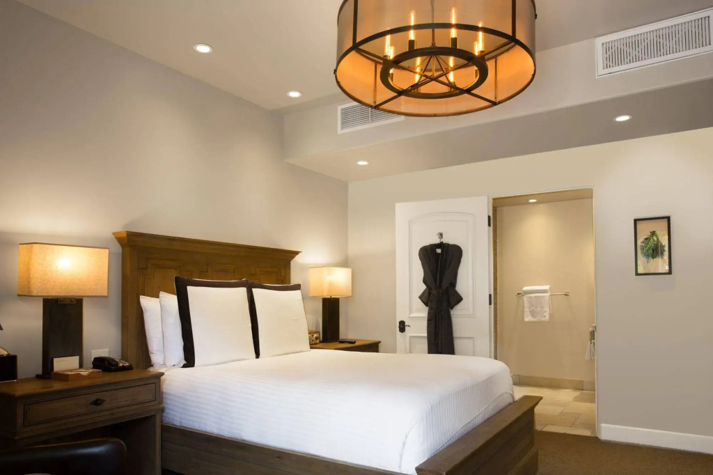 guest_rooms