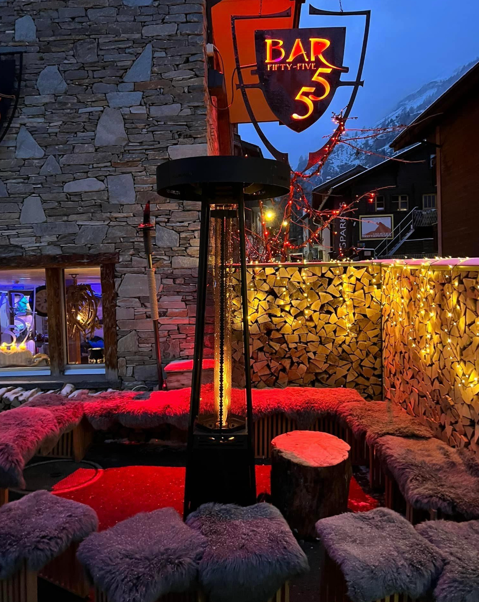 Hotel Firefly